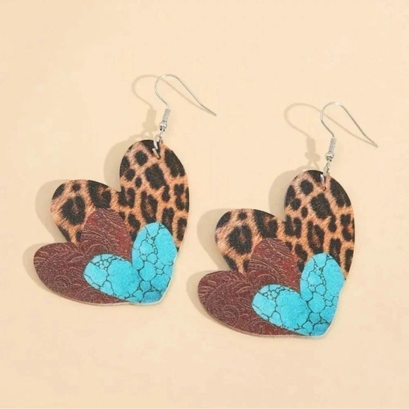 Leather Leopard Print & Turquoise Heart Earrings - Picture 3 of 4